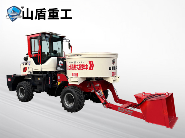 2000型自上料平口攪拌車